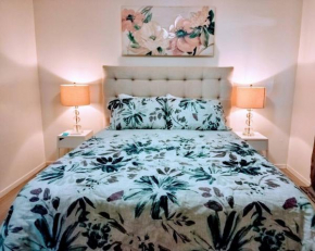 Entire Lovely 2 Bedroom Unit in Imperial Beach CA
